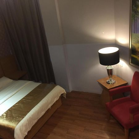 Residence 21 Boutique Inn Miri Ngoại thất bức ảnh