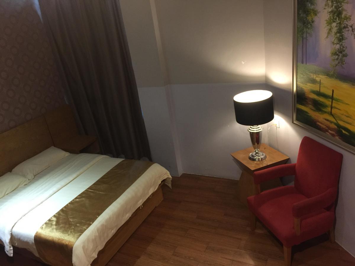 Residence 21 Boutique Inn Miri Ngoại thất bức ảnh